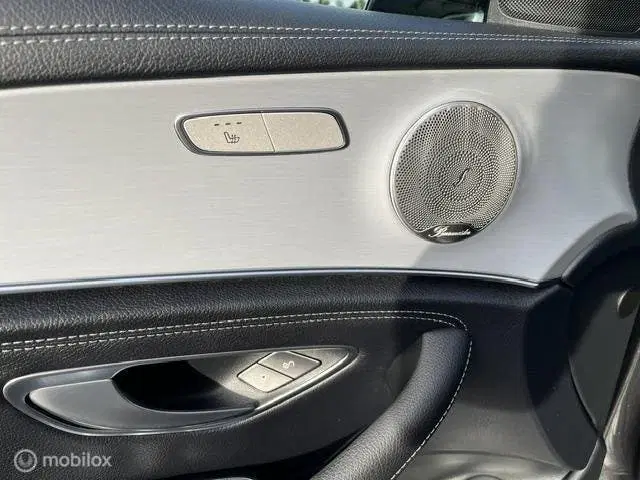 Mercedes-Benz E-Klasse 300 e 4MATIC AMG Line AMBIENTE DUBBEL SCHU uit 2022, foto 19
