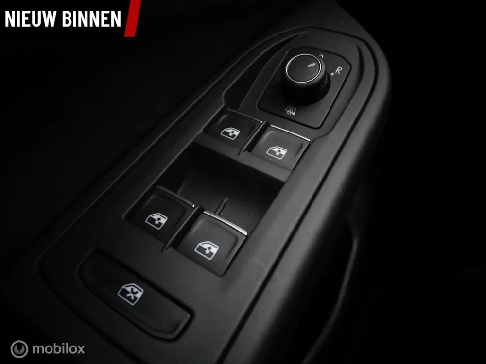 Volkswagen Golf 1.5 TSI Style | Camera | Ambient uit 2024, foto 20