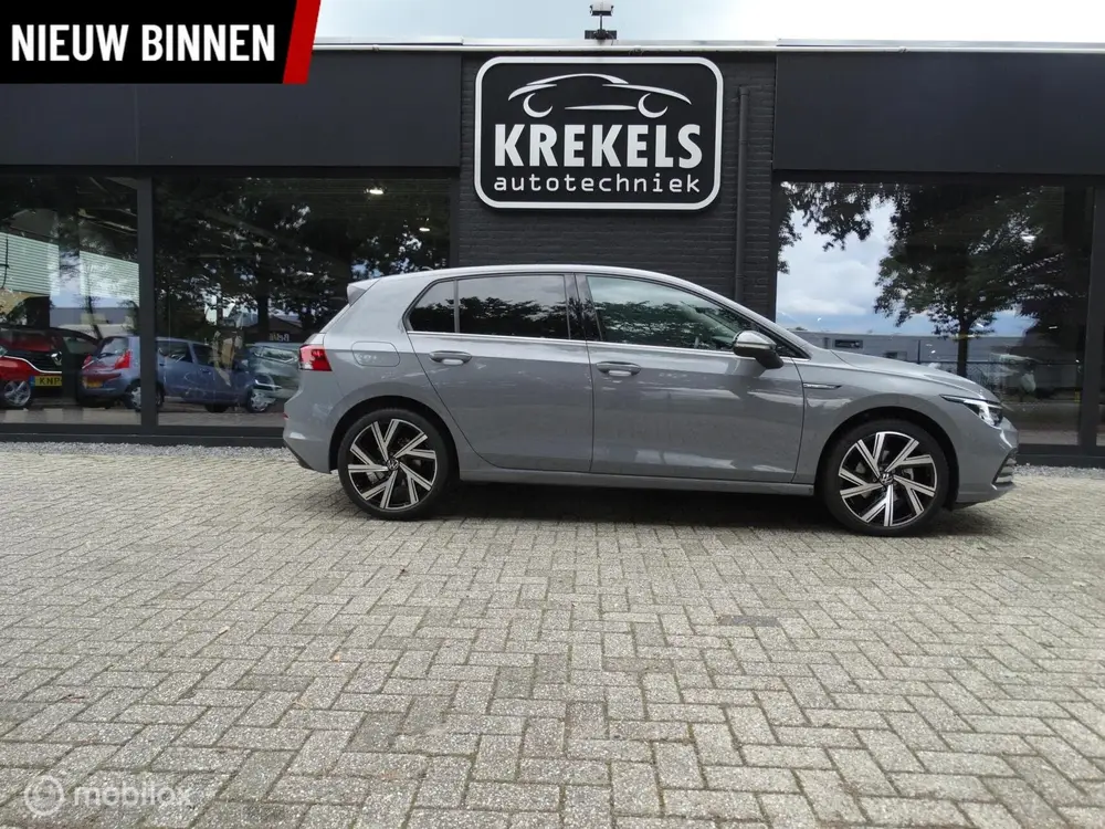 Volkswagen Golf 1.5 TSI Style | Camera | Ambient uit 2024, foto 4