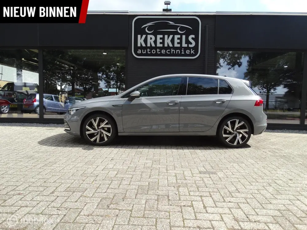 Volkswagen Golf 1.5 TSI Style | Camera | Ambient uit 2024, foto 8