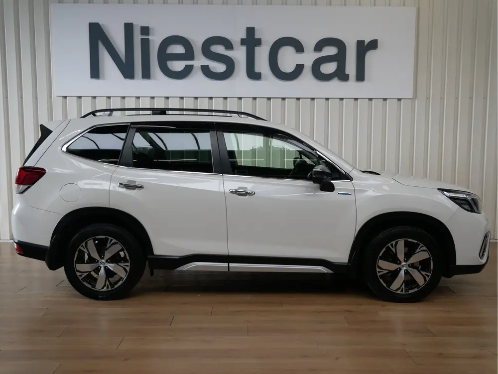 Subaru Forester 2.0i e-BOXER First Edition (bj 2019) uit 2019, foto 2
