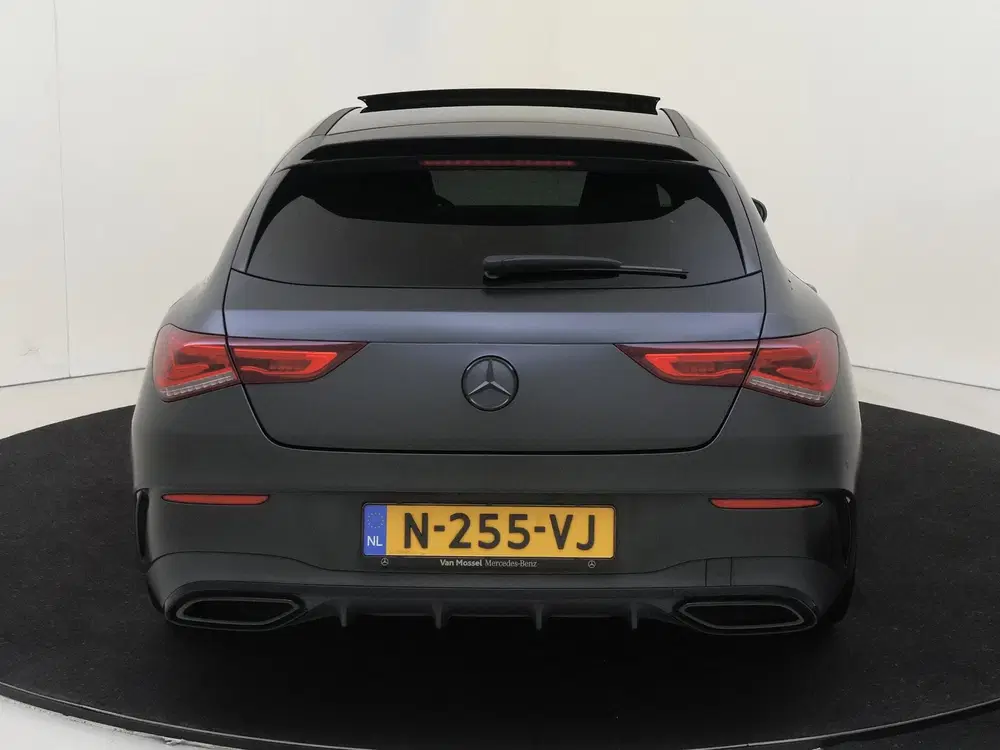 Mercedes-Benz CLA 200 Business Solutio uit 2022, foto 8