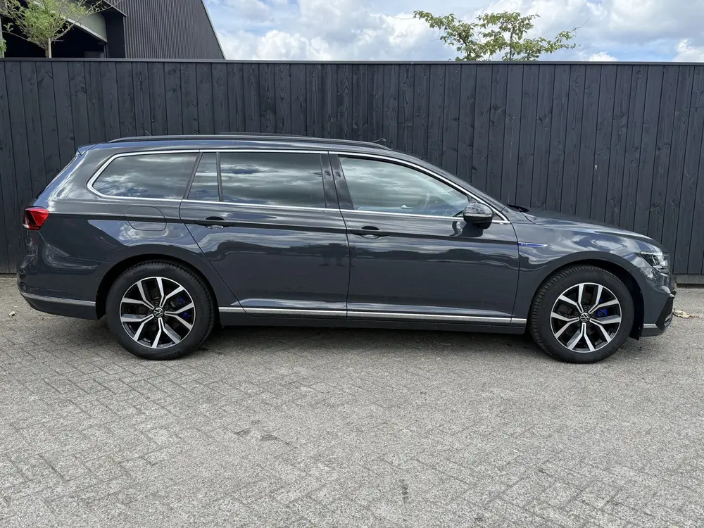 Volkswagen Passat Variant 1.4 TSI PHEV GTE Business uit 2021, foto 2