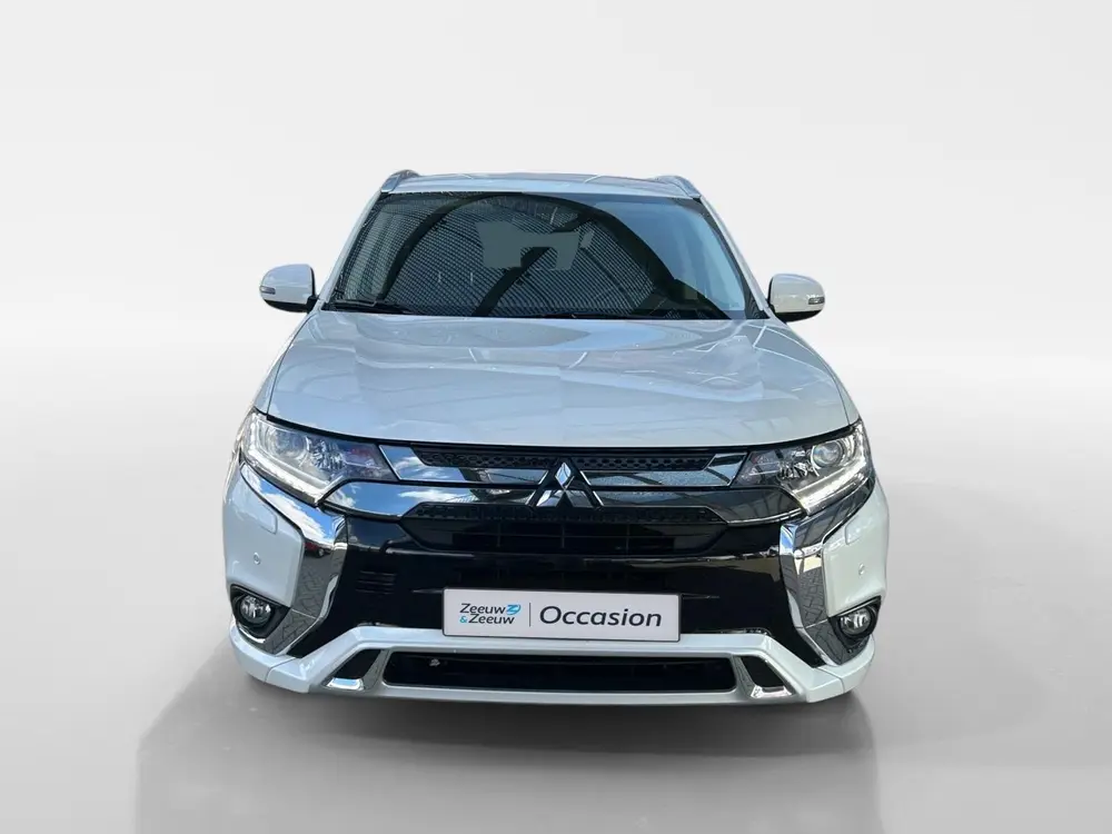 Mitsubishi Outlander 2.4 PHEV Pure+ | Automaat | Keyless sta uit 2019, foto 2