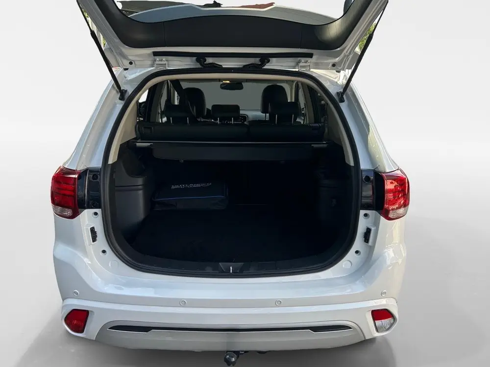 Mitsubishi Outlander 2.4 PHEV Pure+ | Automaat | Keyless sta uit 2019, foto 8