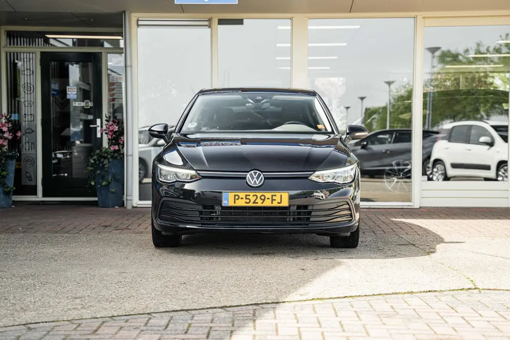 Volkswagen Golf 1.0 TSI Life uit 2022, foto 4