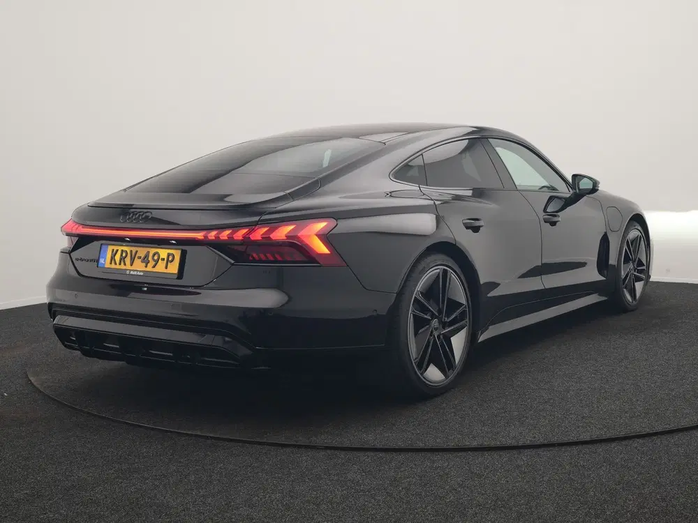 Audi e-tron 93 kWh 476pk Dealer O.H uit 2022, foto 3