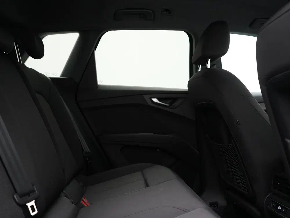 Audi Q4 e-tron 40 Edition 77 kWh 204pk Dealer O.H uit 2023, foto 6