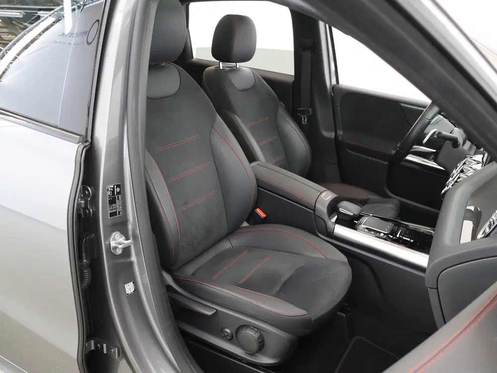 Mercedes-Benz B-Klasse 250 e AMG Line uit 2022, foto 10