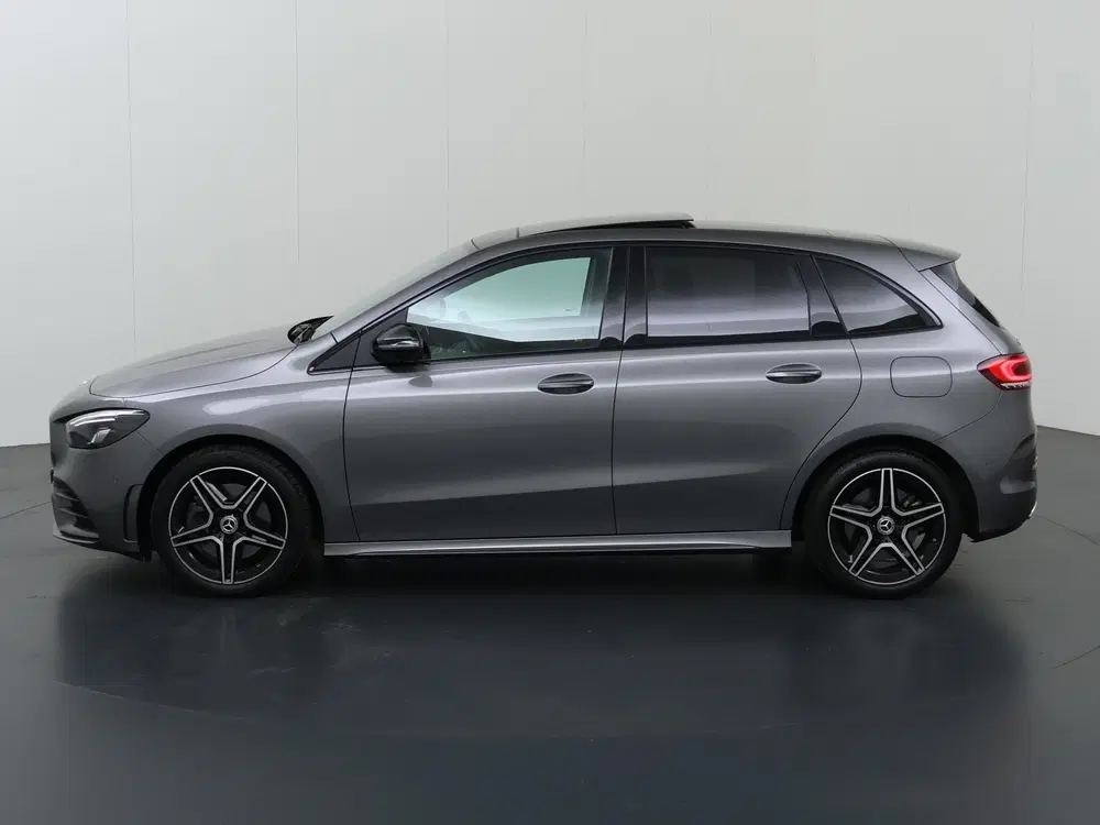 Mercedes-Benz B-Klasse 250 e AMG Line uit 2022, foto 5
