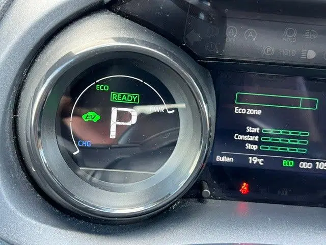 Toyota Yaris 1.5 Hybrid Executive uit 2021, foto 7