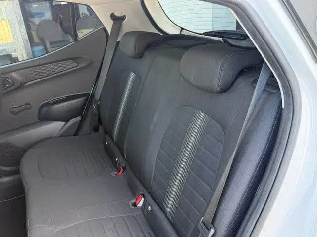 Hyundai i10 1.0 Comfort uit 2021, foto 12