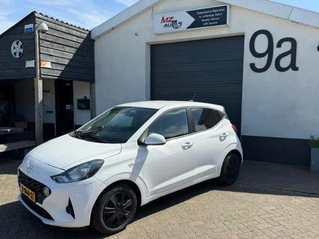 Hyundai i10 1.0 Comfort uit 2021, foto 5