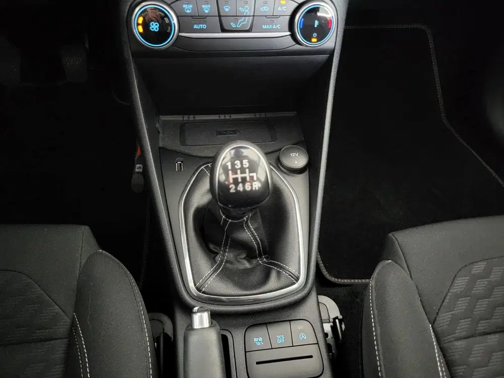 Ford Fiesta 1.0 EcoBoost Hybrid ST-Line uit 2022, foto 12