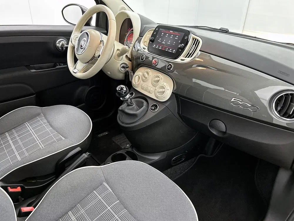 Fiat 500 1.0 Hybrid Lounge uit 2021, foto 20