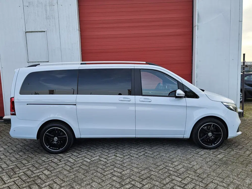 Mercedes-Benz V-Klasse 300d Lang Avantgarde uit 2019, foto 6