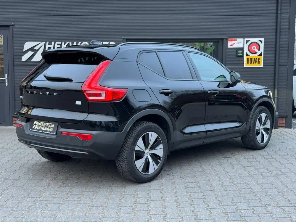 Volvo XC40 1.5 T5 Plus Dark uit 2022, foto 3