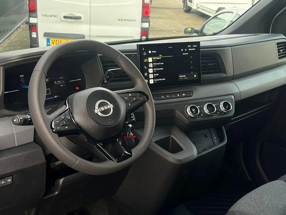 Nissan Interstar L2H2 Tekna 87 kWh 140PK uit 2026, foto 3