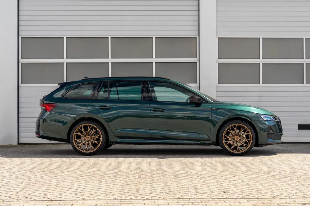 Skoda Octavia 1.5 TSI 150pk DSG MHEV Sportline Busines uit 2025, foto 3