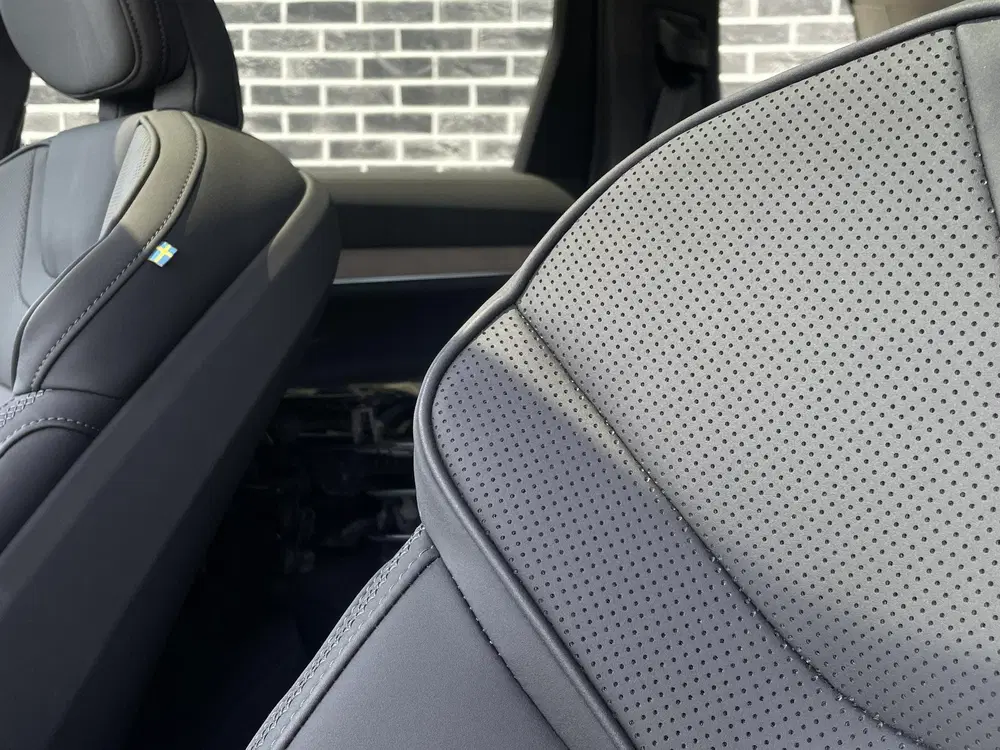 Volvo EX90 Twin Motor Plus 7p. 111 kWh uit 2025, foto 8
