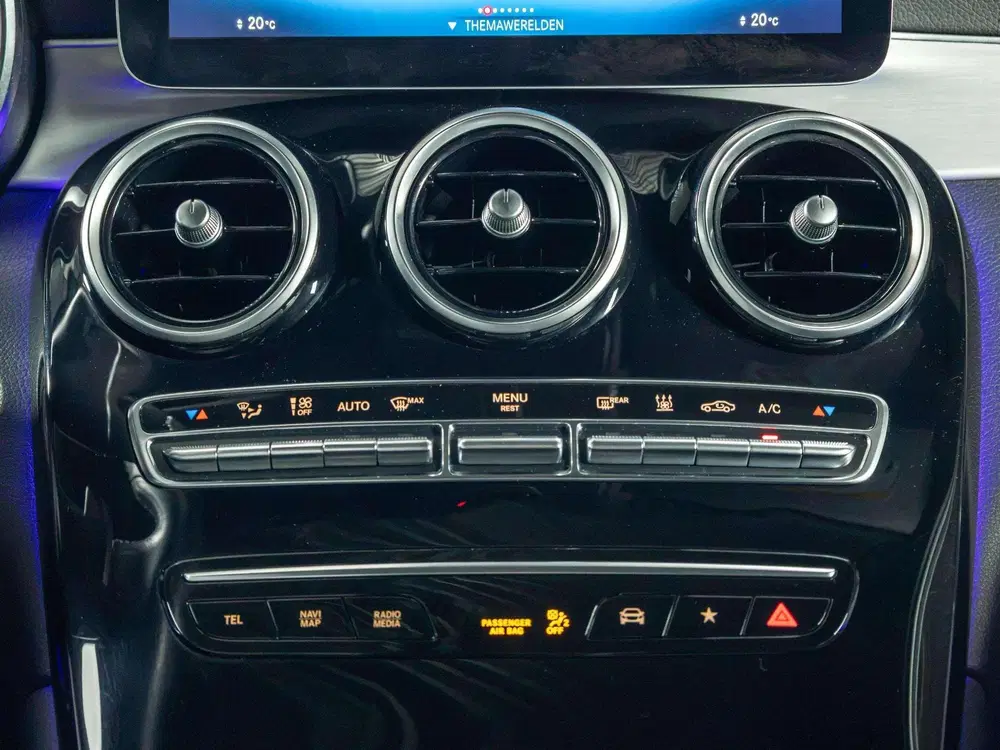 Mercedes-Benz GLC 300e 4MATIC uit 2022, foto 18