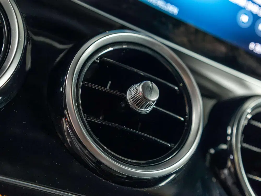 Mercedes-Benz GLC 300e 4MATIC uit 2022, foto 19