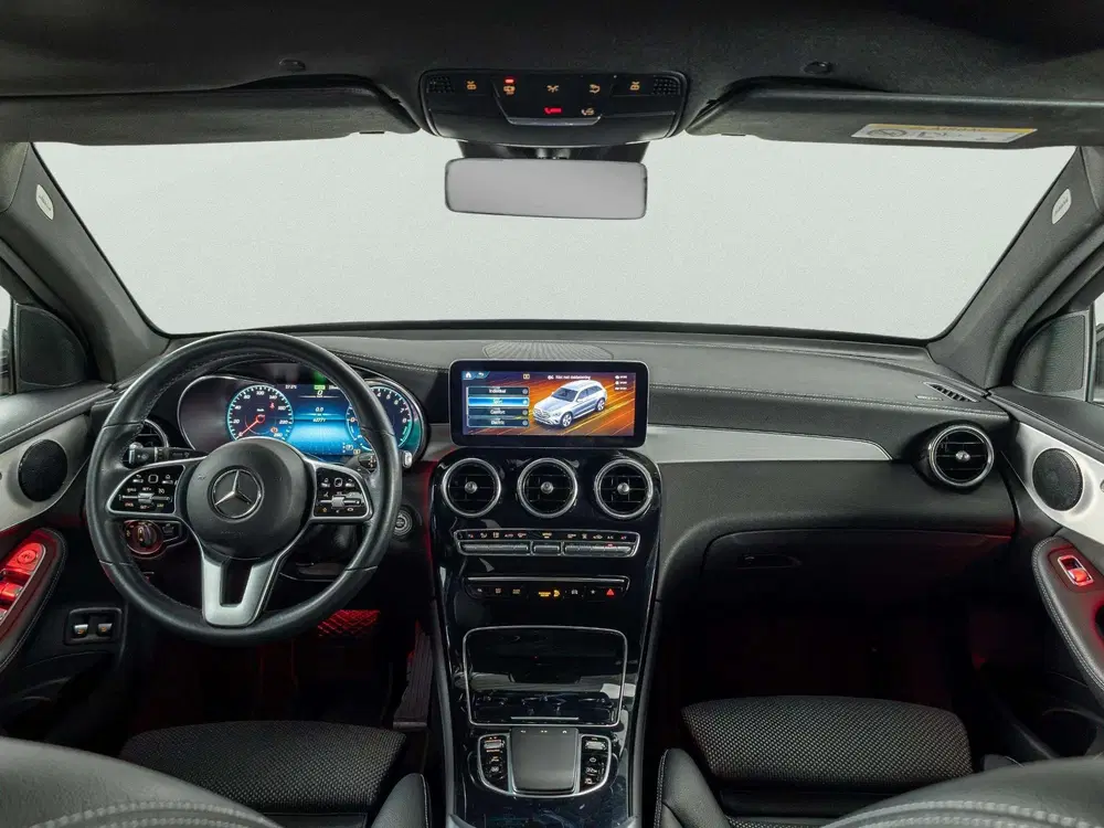 Mercedes-Benz GLC 300e 4MATIC uit 2022, foto 3