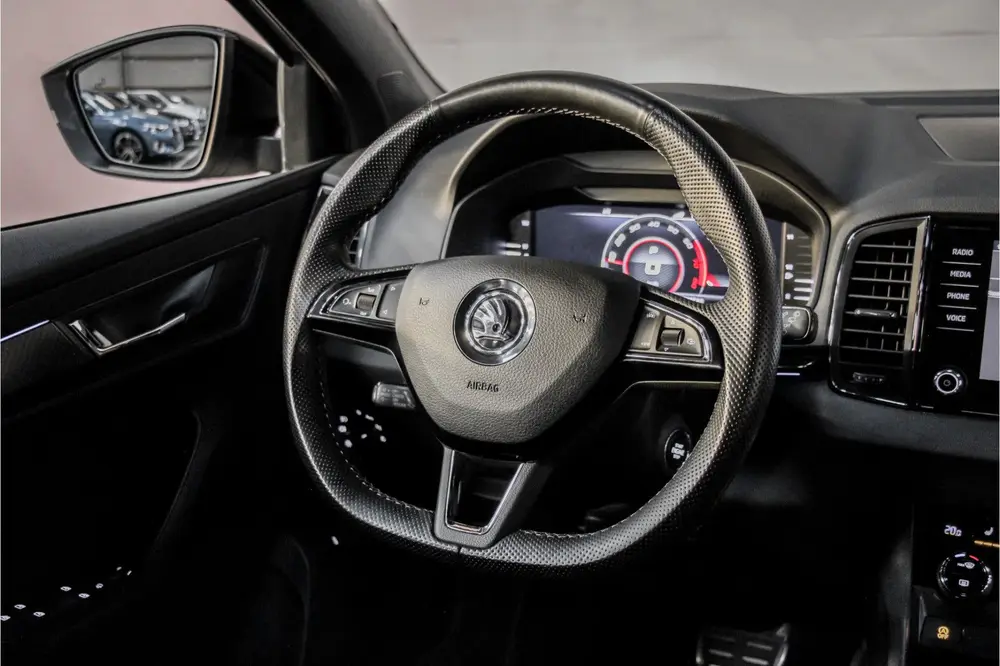 Skoda Karoq 2.0 TSI Sportline 191PK 4x4 uit 2019, foto 12