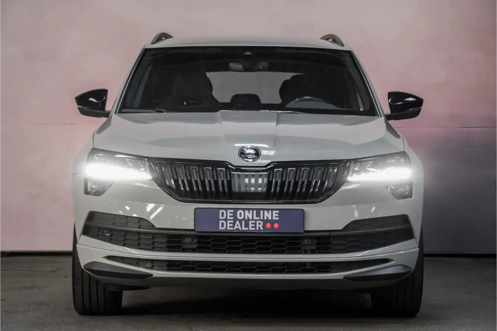 Skoda Karoq 2.0 TSI Sportline 191PK 4x4 uit 2019, foto 2