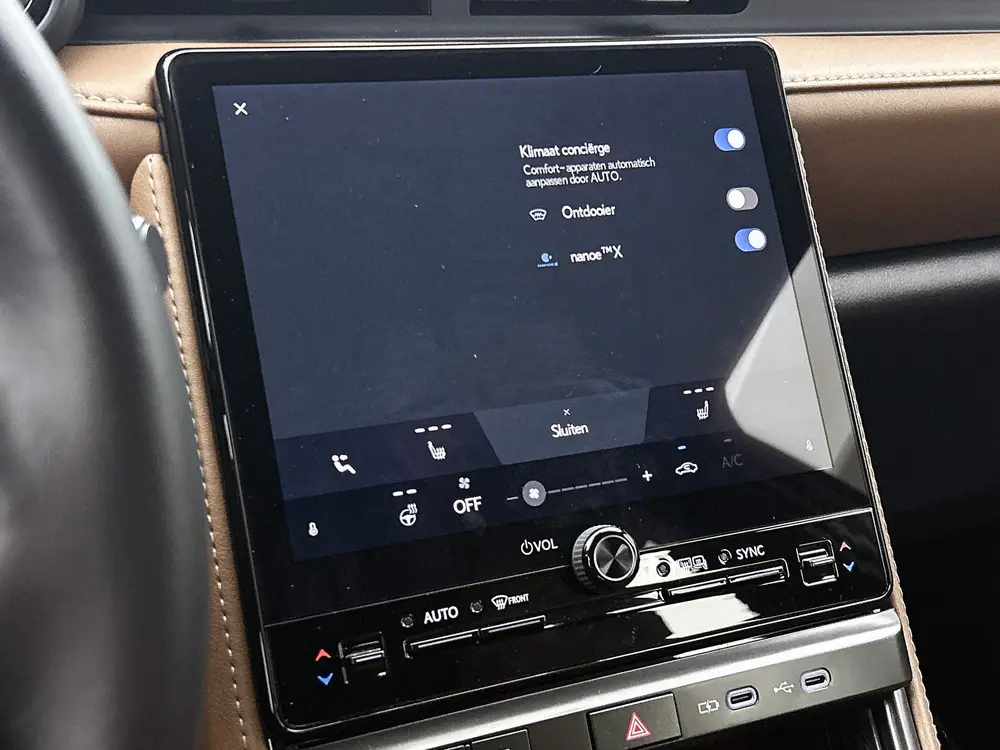 Lexus LBX Relax 2WD Advanced Pack uit 2025, foto 12