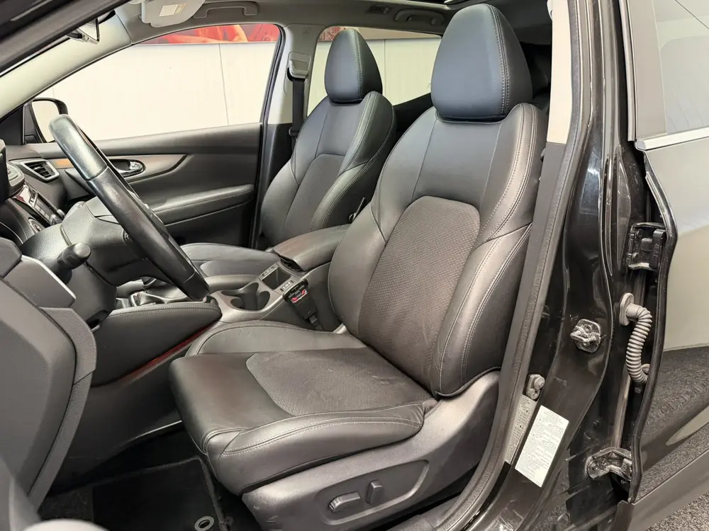 Nissan Qashqai 1.2 TEKNA 360 CAMERA NAVIGATIE CRUISE CONTROL uit 2019, foto 18