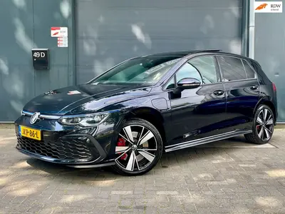 Volkswagen Golf 1.4 eHybrid GTE SOH 89.5% IQ LIGHT PANO CARP uit 2020