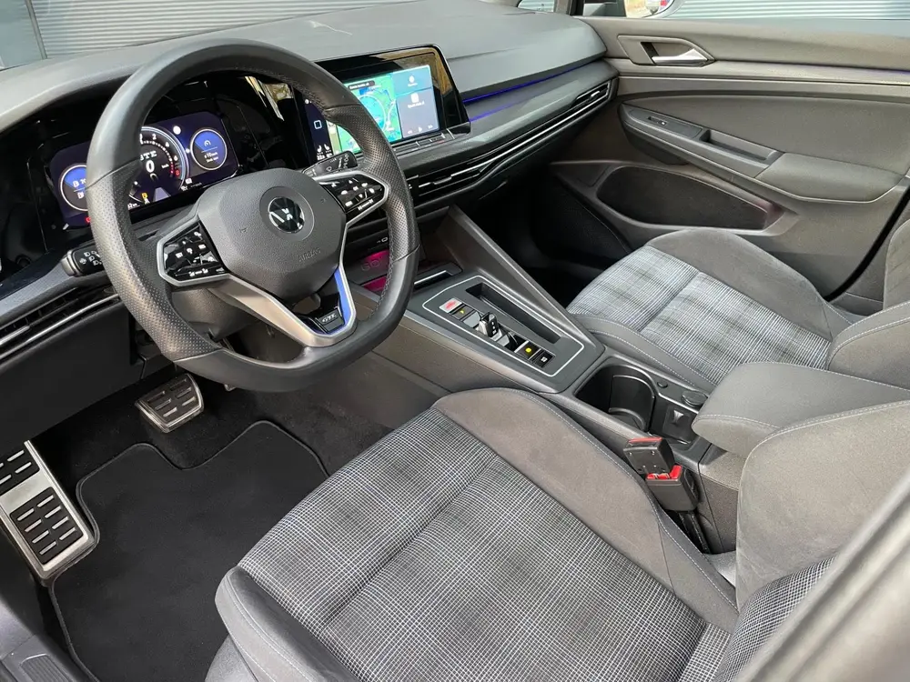 Volkswagen Golf 1.4 eHybrid GTE SOH 89.5% IQ LIGHT PANO CARP uit 2020, foto 10