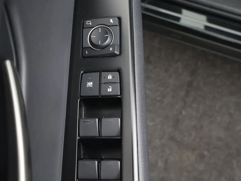 Lexus UX 250h | Dealer onderhouden | Stoel+stuurverwarming | uit 2020, foto 15