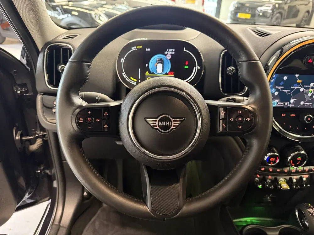 Mini Countryman 2.0 Cooper SE ALL4 Pano uit 2022, foto 12