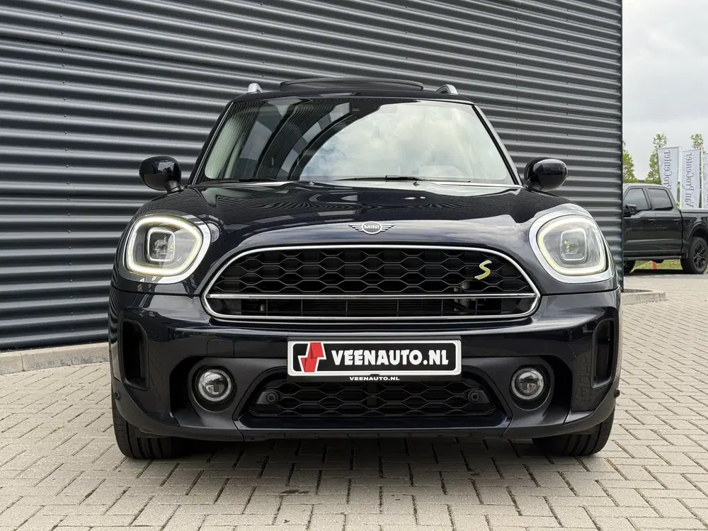 Mini Countryman 2.0 Cooper SE ALL4 Pano uit 2022, foto 2