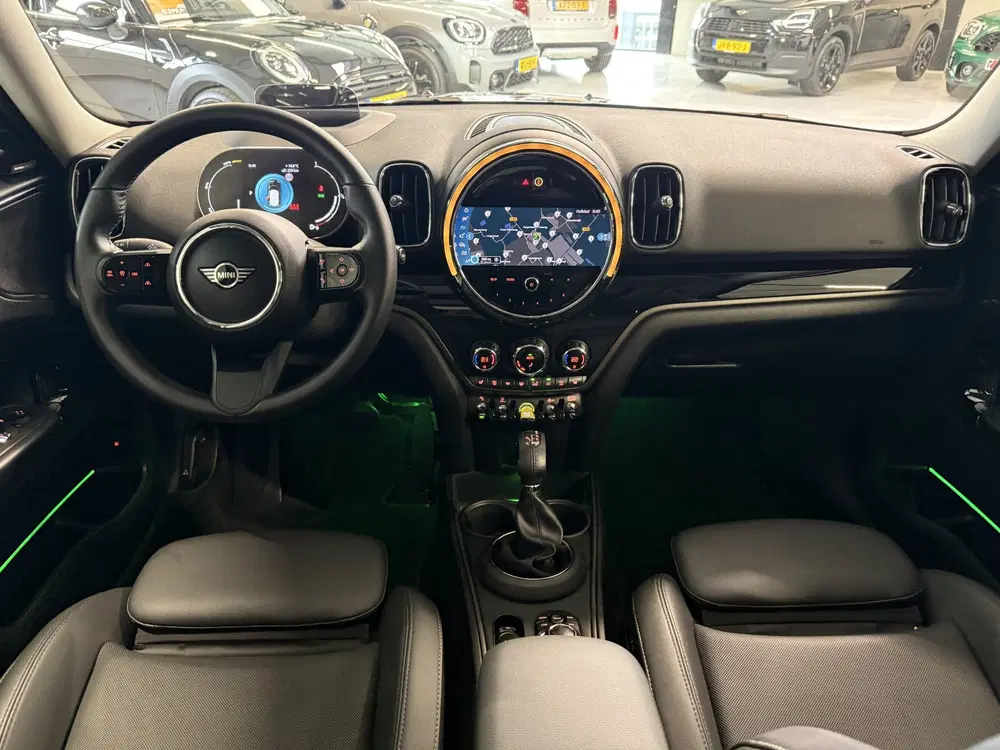Mini Countryman 2.0 Cooper SE ALL4 Pano uit 2022, foto 6