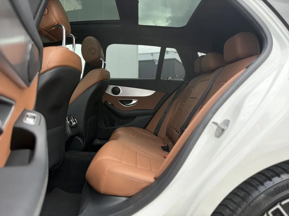 Mercedes-Benz C-Klasse 180 Business Solution AMG 156p uit 2019, foto 10