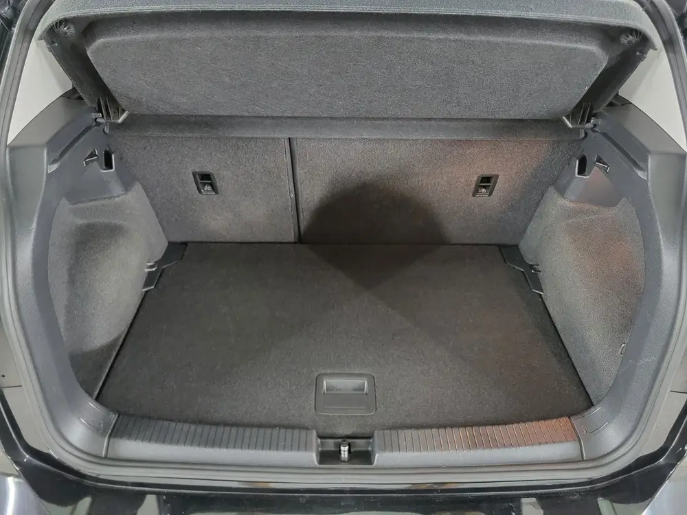Volkswagen T-Cross 1.0 TSI Life Business uit 2020, foto 10