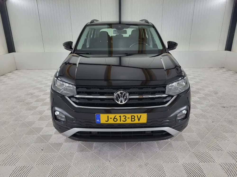 Volkswagen T-Cross 1.0 TSI Life Business uit 2020, foto 2