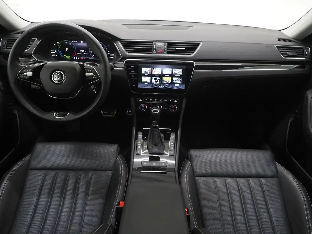 Skoda Superb 1.4 TSI iV Laurin & Klement uit 2023, foto 5