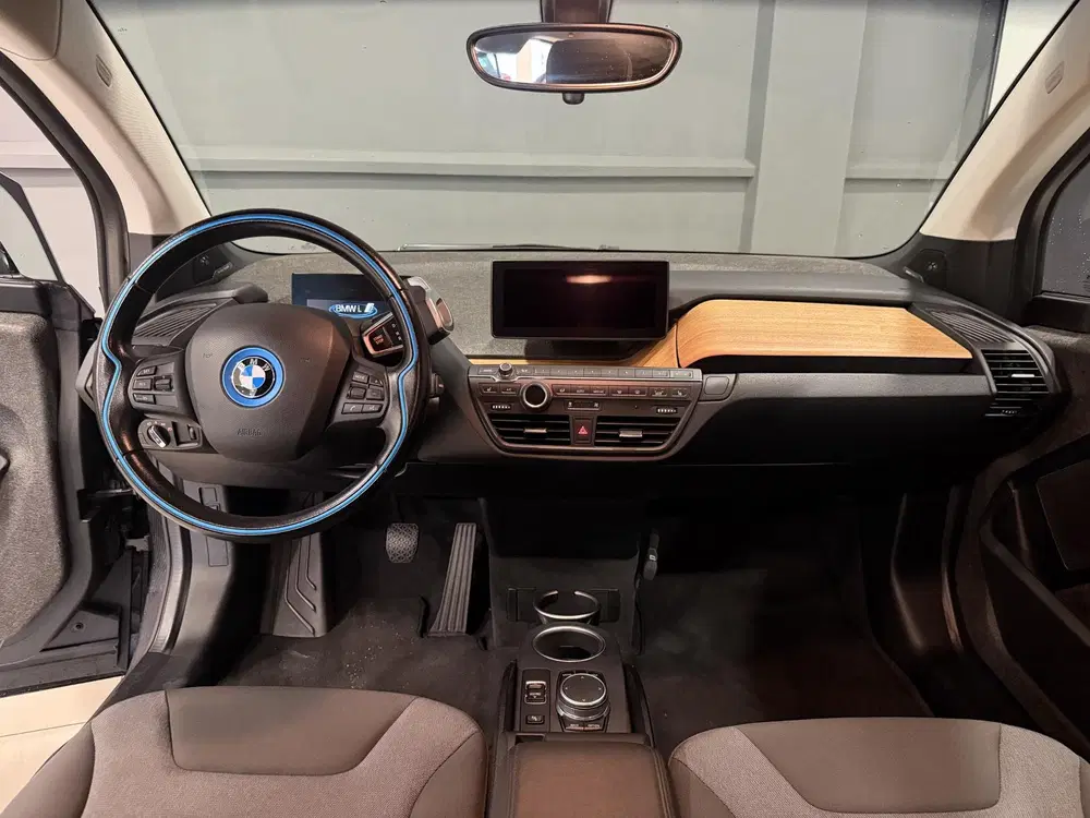 BMW i3 Dark Shadow Edition 120Ah 42 kWh uit 2020, foto 13