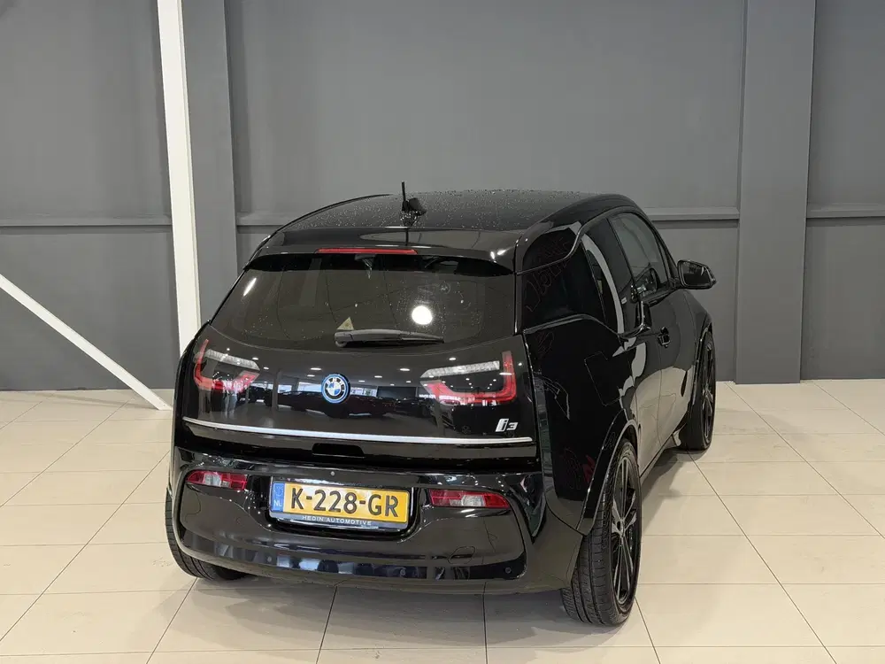 BMW i3 Dark Shadow Edition 120Ah 42 kWh uit 2020, foto 17