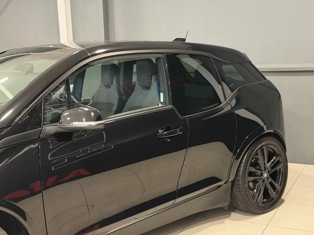 BMW i3 Dark Shadow Edition 120Ah 42 kWh uit 2020, foto 19