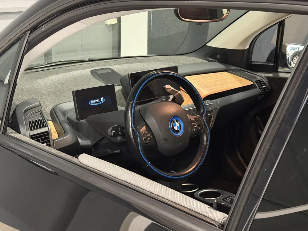 BMW i3 Dark Shadow Edition 120Ah 42 kWh uit 2020, foto 3