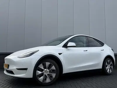 Tesla Model Y Long Range AWD 75 kWh uit 2022