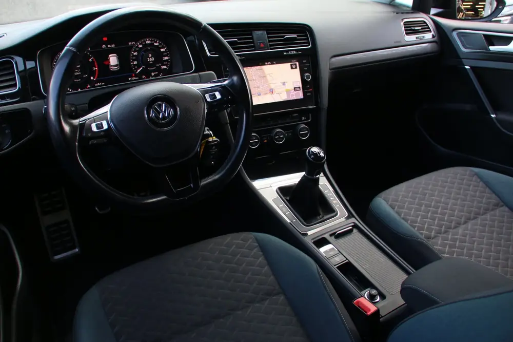 Volkswagen Golf 1.0 TSI VIRT COCKPIT ADAP.CRUISE CONTROL! uit 2019, foto 10