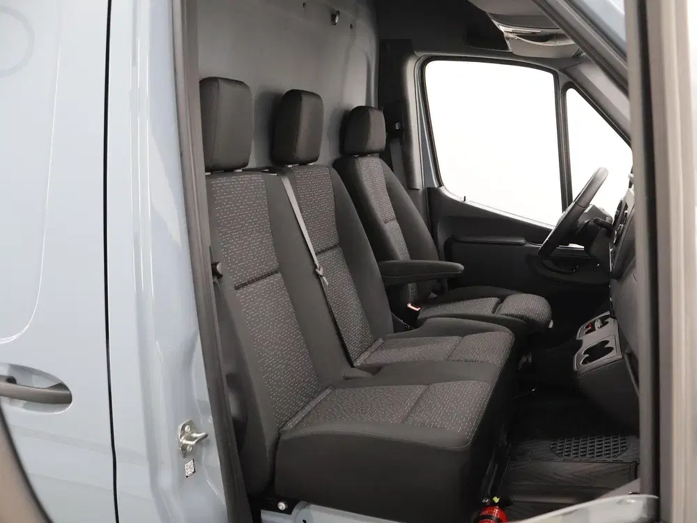 Mercedes-Benz Sprinter 315 CDI uit 2024, foto 10