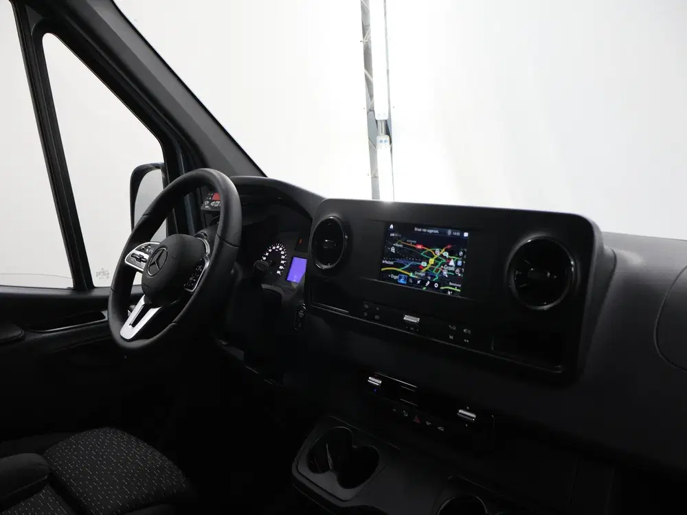Mercedes-Benz Sprinter 315 CDI uit 2024, foto 9