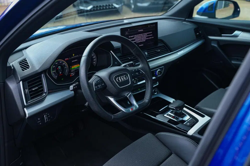 Audi Q5 50 TFSI e S edition Competition PANORAMADA uit 2022, foto 11